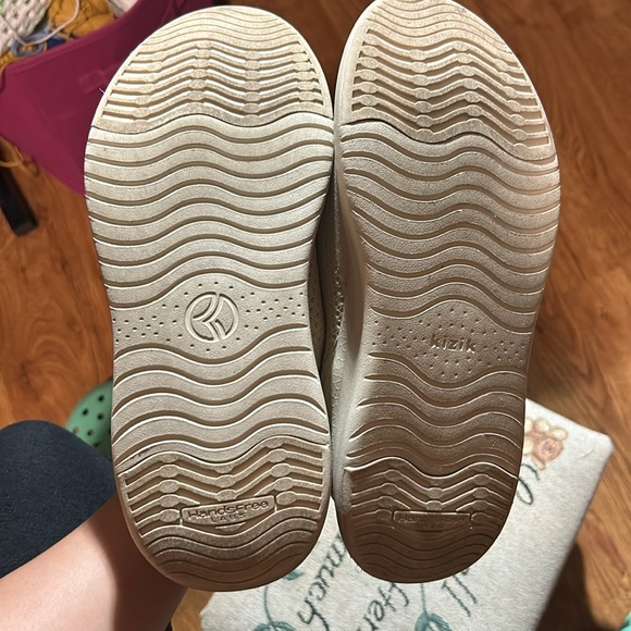 Kizik sneakers - Picture 2 of 3